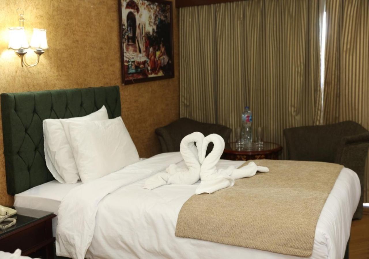 Nile Cruise Al Nabiltan Every Saturday From Luxor 4 Nights & Every Wednesday From Aswan 3 Nights Al Karnak Bagian luar foto